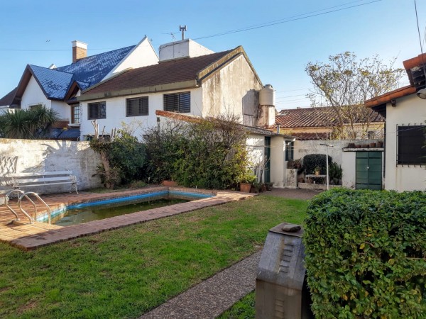 Chalet de epoca en Excelente Zona de Castelar!!