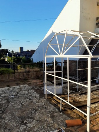 Chalet de epoca en Excelente Zona de Castelar!!