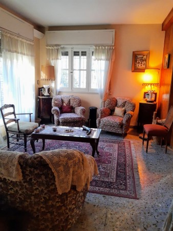 Chalet de epoca en Excelente Zona de Castelar!!