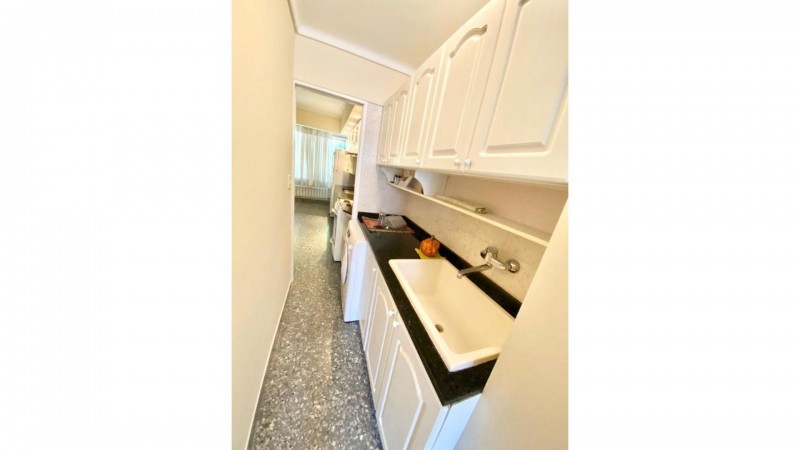 PERMUTA - Hermoso Chalet de época en Zona Residencial de Castelar Sur!