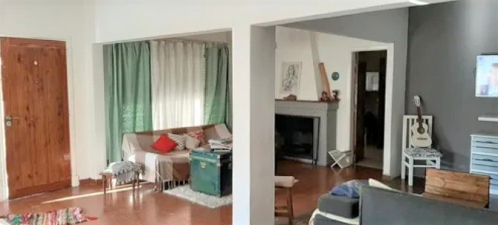 PERMUTA - Chalet Tradicional en el Corazón de Parque Leloir!