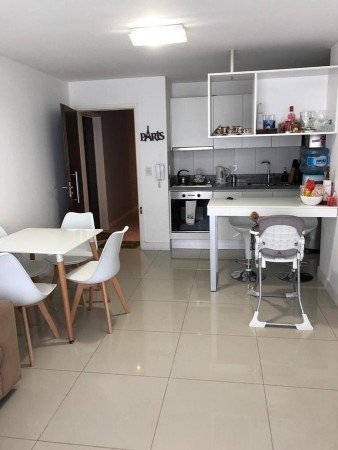 PERMUTA - Impecable Departamento 2 ambientes en Edificio Durban - Ituzaingo!