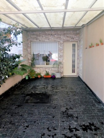PERMUTA - Impecable Duplex de 3 ambientes en Haedo!