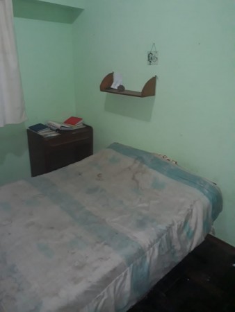 Colon 996 - Casa en Ph al frente