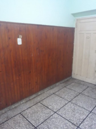 Colon 996 - Casa en Ph al frente