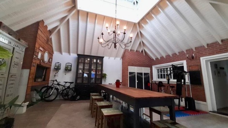 Increible chalet de categoria ! Acepta permuta en menor valor !