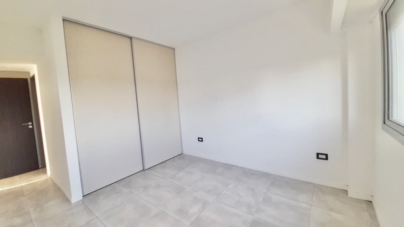 Hermoso Departamento a estrenar 3 amb con cochera!