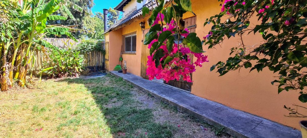 Chalet en Venta en Ituzaingo! Permuta! Financia!