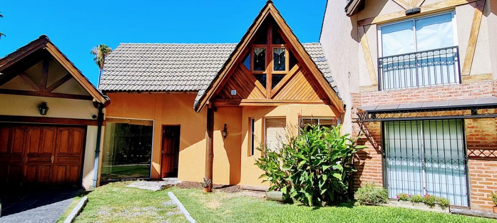 Chalet en Venta en Ituzaingo! Permuta! Financia!