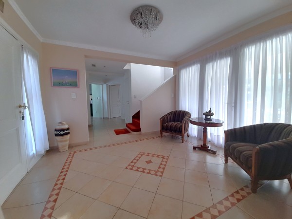 Casa en Venta en Country Banco Provincia - 5 ambientes!