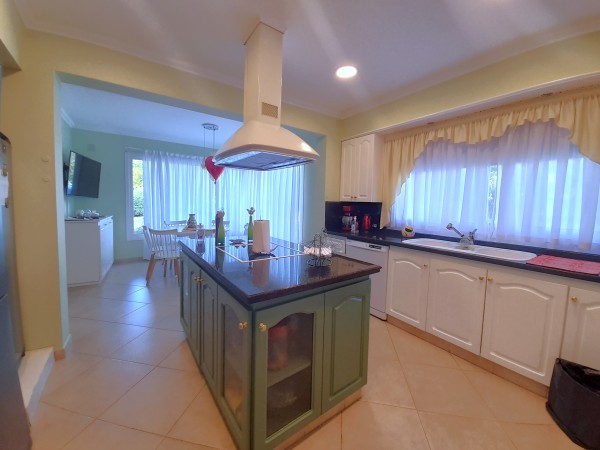Casa en Venta en Country Banco Provincia - 5 ambientes!