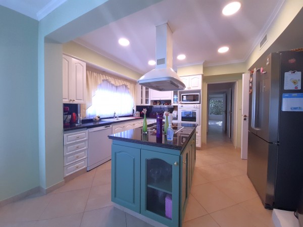 Casa en Venta en Country Banco Provincia - 5 ambientes!