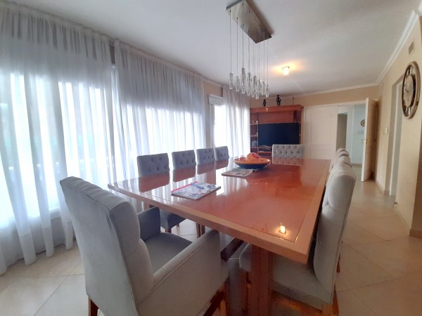 Casa en Venta en Country Banco Provincia - 5 ambientes!