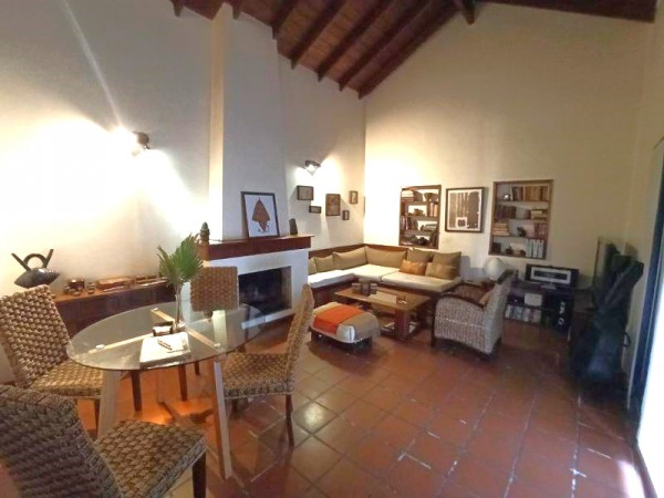 Hermoso Chalet de 3 amb. en Parque Leloir! HERMOSO PARQUE!