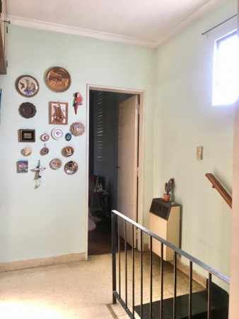 Duplex a 5 cdras de la estacion de Castelar Norte!