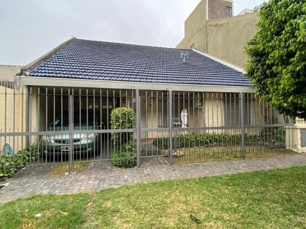 Chalet en excelente zona de Haedo!