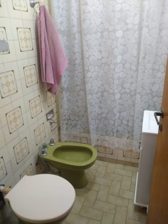 Casa en Venta en Ituzaingo - 4 ambientes