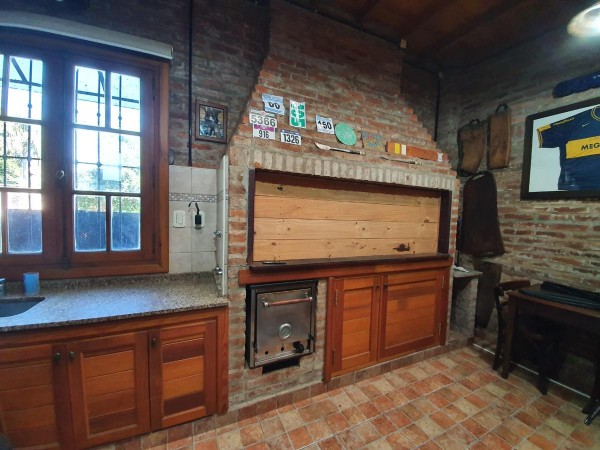 Casa en venta en Ituzaingo - 6 ambientes!