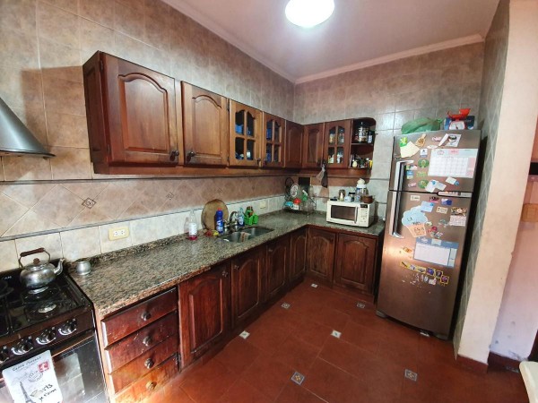Casa en venta en Ituzaingo - 6 ambientes!