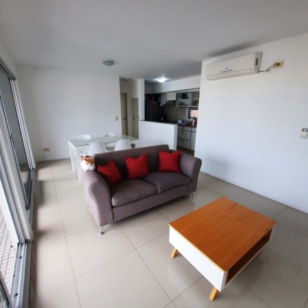Departamento en venta en Morón Centro - 2 ambientes con cochera!