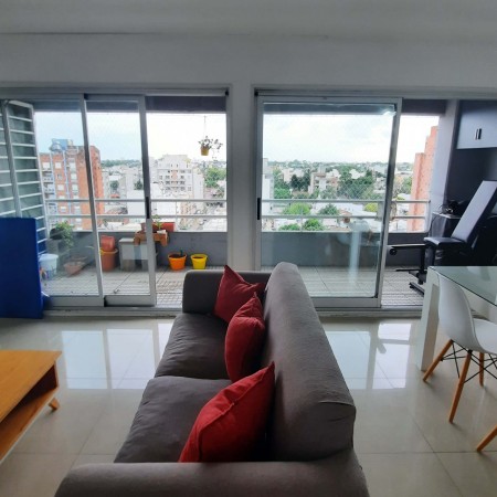 Departamento en venta en Morón Centro - 2 ambientes con cochera!