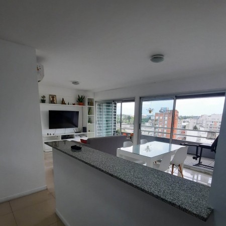 Departamento en venta en Morón Centro - 2 ambientes con cochera!
