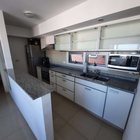 Departamento en venta en Morón Centro - 2 ambientes con cochera!
