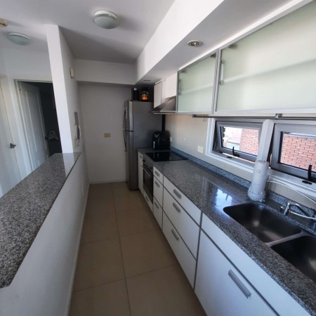 Departamento en venta en Morón Centro - 2 ambientes con cochera!