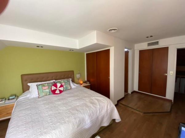 Casa en Venta en Castelar Norte - 4 ambientes!