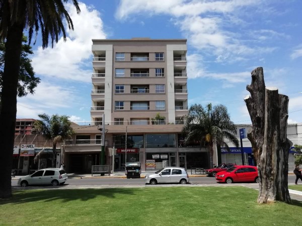 Departamento Monoambiente en venta en Ituzaingo con cochera!
