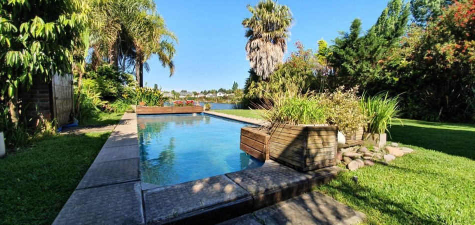 Casa en venta en Country Las Palmas, Tigre - 4 ambientes!