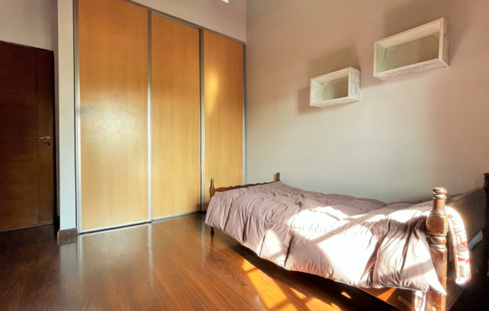 Oportunidad !! Chalet en Venta en Castelar - 5 ambientes! Nuevo valor!!