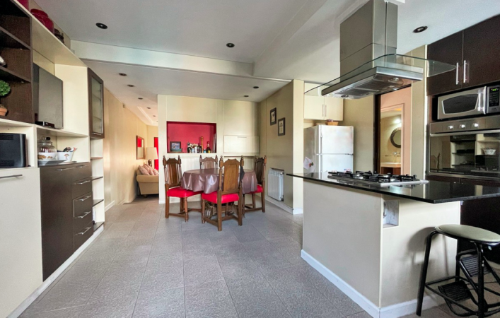 Oportunidad !! Chalet en Venta en Castelar - 5 ambientes! Nuevo valor!!