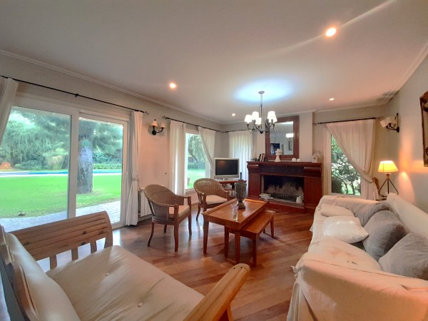 Casa en Venta en Country San Diego - 4 ambientes!