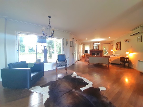 Casa en Venta en Country San Diego - 4 ambientes!