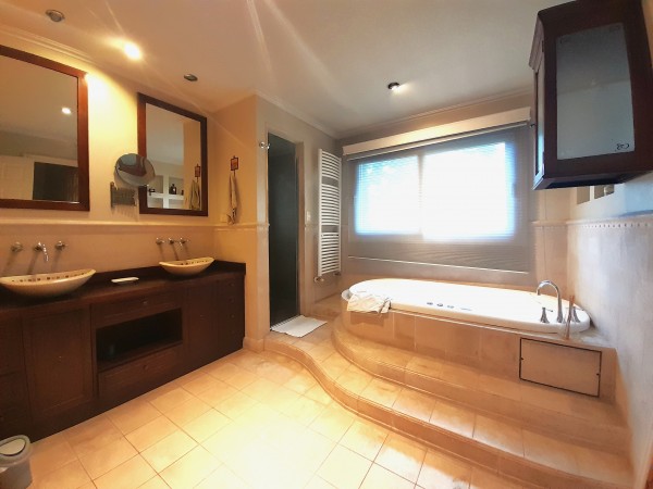 Casa en Venta en Country San Diego - 4 ambientes!