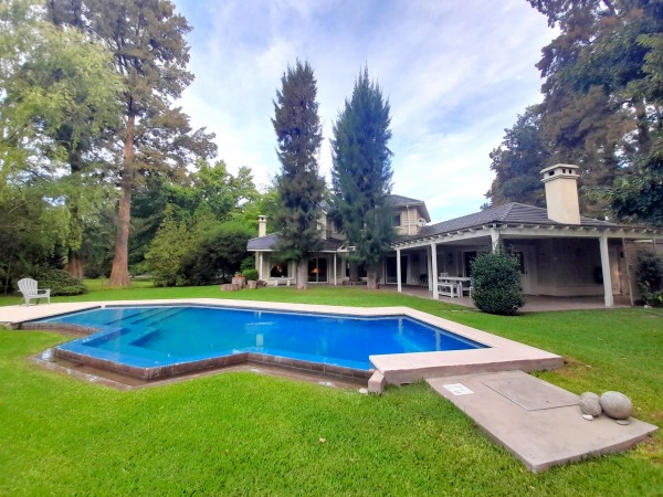 Casa en Venta en Country San Diego - 4 ambientes!