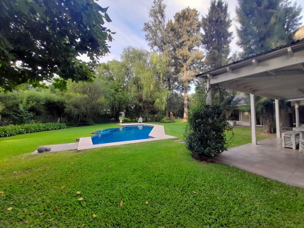 Casa en Venta en Country San Diego - 4 ambientes!