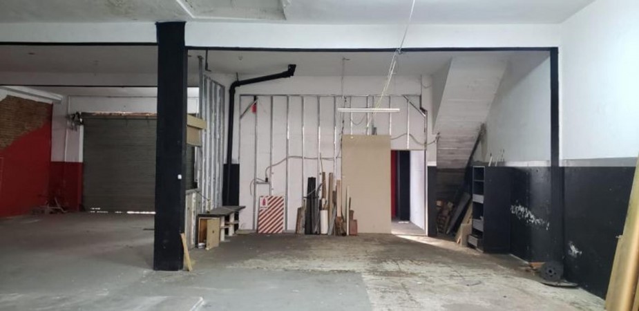 Galpon - Deposito en Venta en Ramos Mejia - 266mts! PERMUTA!