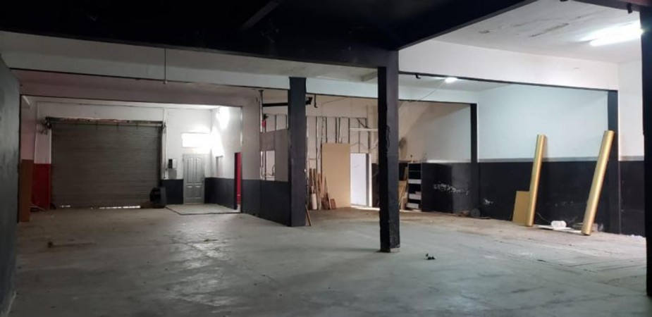 Galpon - Deposito en Venta en Ramos Mejia - 266mts! PERMUTA!