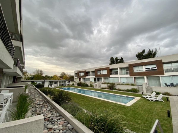 Dúplex en venta en Ituzaingó - 3 ambientes! condominio "Las Fresias"