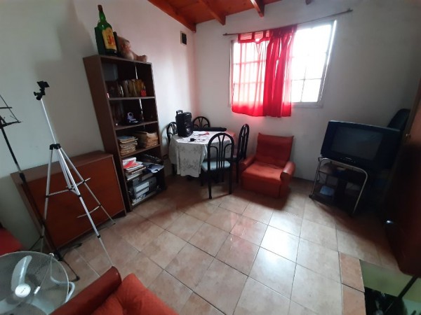 Duplex 4 ambientes en excelente ubicación Ituzaingo Norte - Permuta!