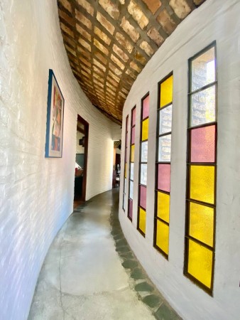NUEVO VALOR!! Casa en Venta en Parque Leloir - sobre el circuito! 2100 MTS! - PERMUTA!