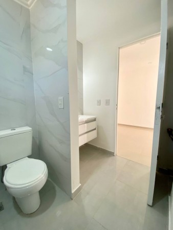 Casa en venta en Ituzaingó - Parque Leloir! 2700 mts