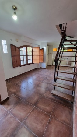 Duplex en Venta en Castelar Norte - 3 ambientes!