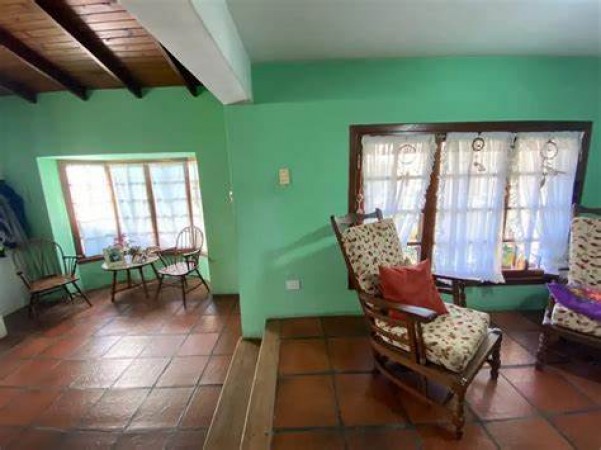 Chalet 5 ambientes - Excelente ubicación !
