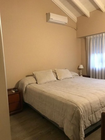 Anatole France 1700 - Casa 3 ambientes en Ph ... IMPECABLE !