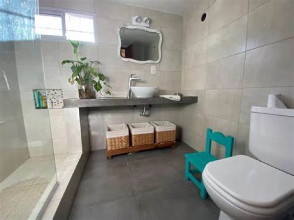 Chalet 5 ambientes - Excelente ubicación !