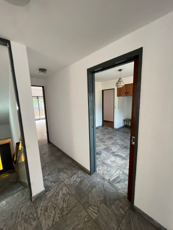 Casa 4 ambientes + 2 locales ! Financia Dueño