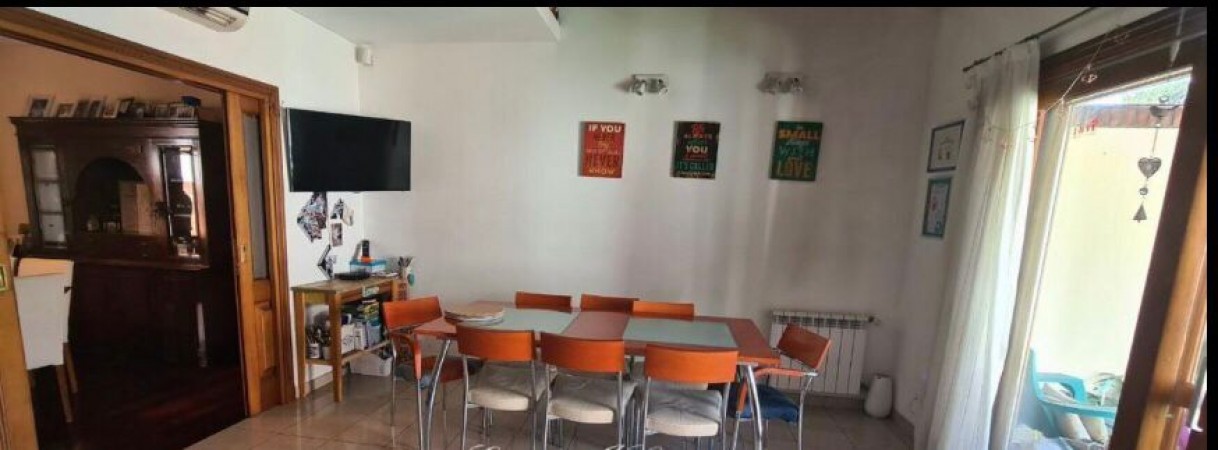 Italia 1617 ! Castelar - Chalet 4 ambientes